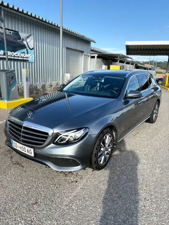 Mercedes-Benz E-Class 2017 photo 3