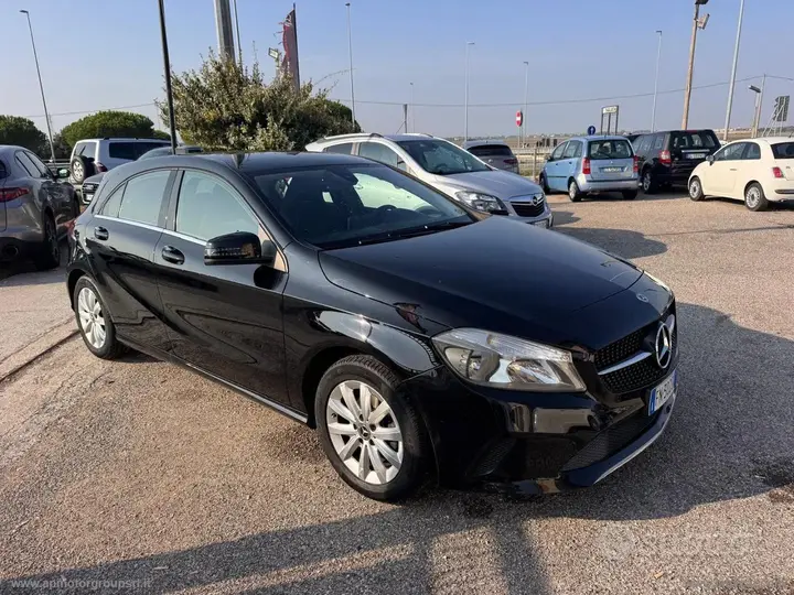 Mercedes-Benz A 180