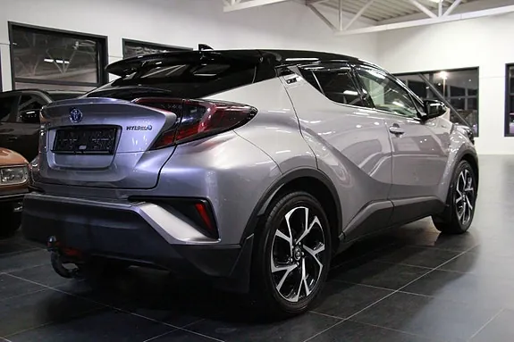 Toyota C-Hr 2017 photo 4