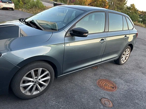 Skoda Rapid Spaceback 2018 photo 2