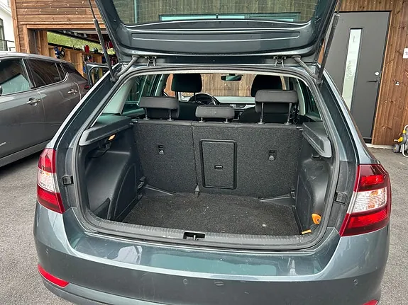 Skoda Rapid Spaceback 2018 photo 4