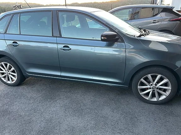 Skoda Rapid Spaceback 2018 photo 5