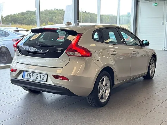 Volvo V40 2018 photo 3