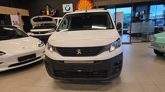 Peugeot Partner 2021 photo 2
