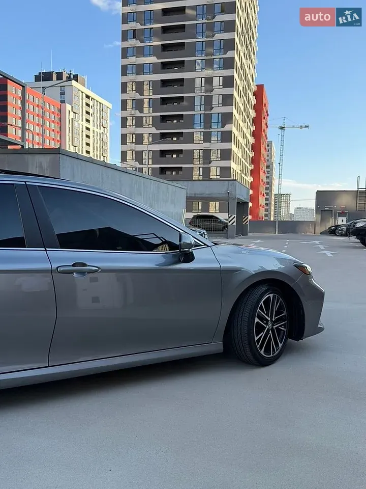 Toyota Camry 2025 photo 5