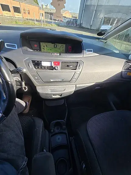Citroen C4 Picasso 2009 photo 2