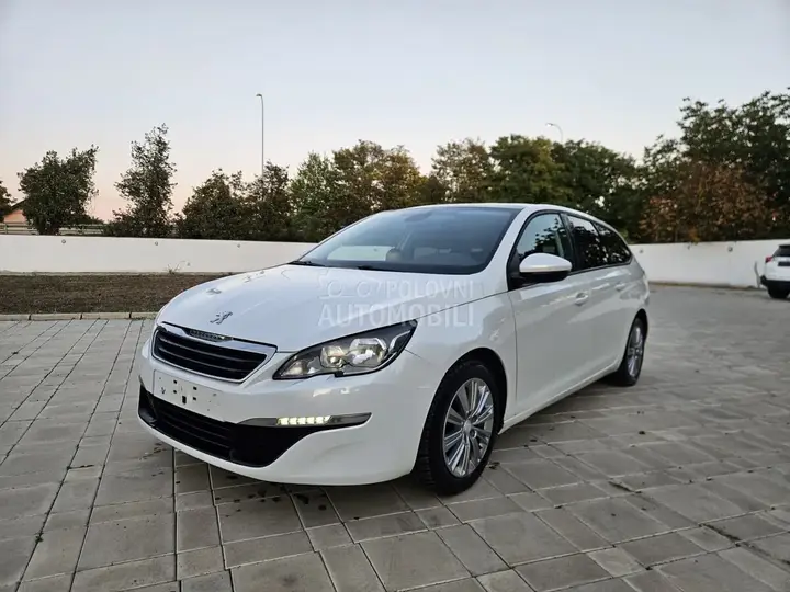 Peugeot 308 2016 photo 3