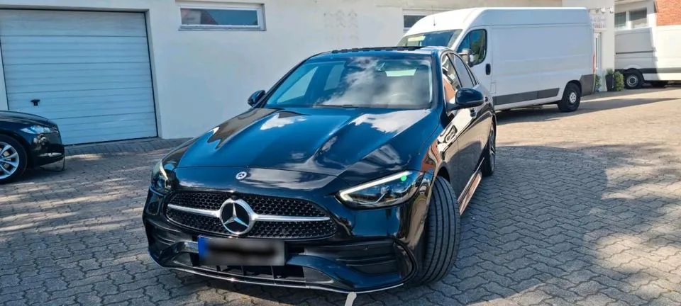 Mercedes-Benz C220D