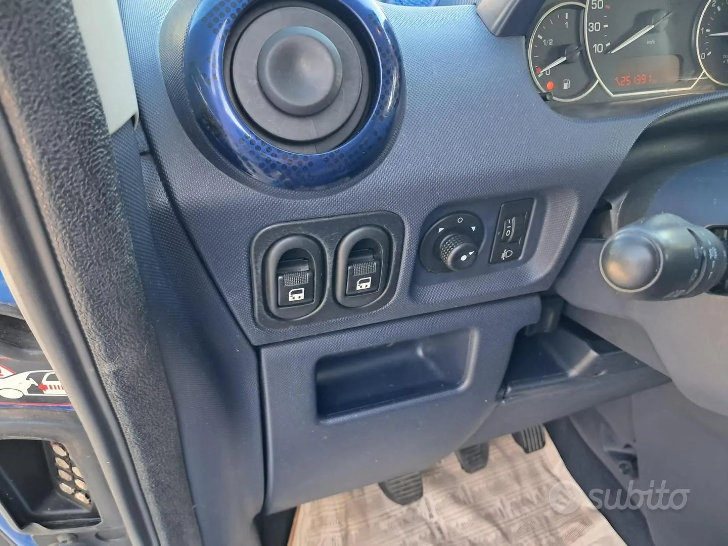 Peugeot 1007 2006 photo 5