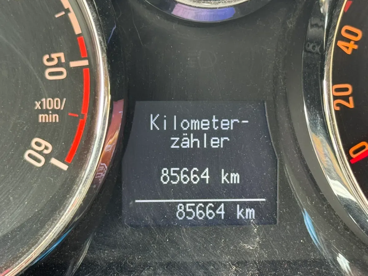 Opel Antara 2016 photo 3