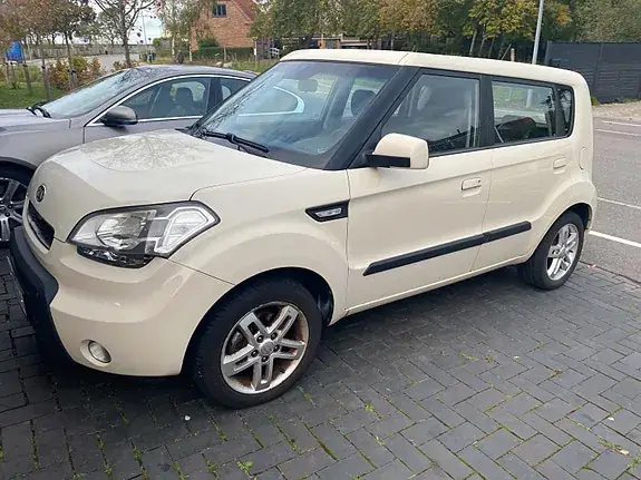 Kia Soul 2010 photo 2