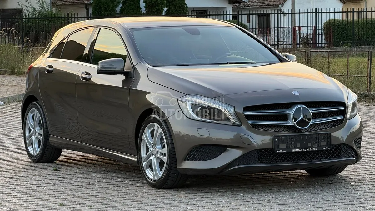Mercedes-Benz A 180 2013 photo 5