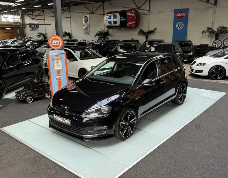 Volkswagen Golf 2015 photo 3