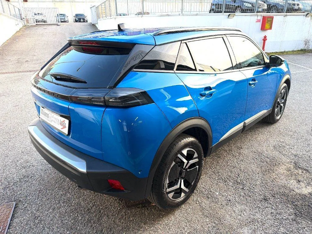 Peugeot 2008 2024 photo 4