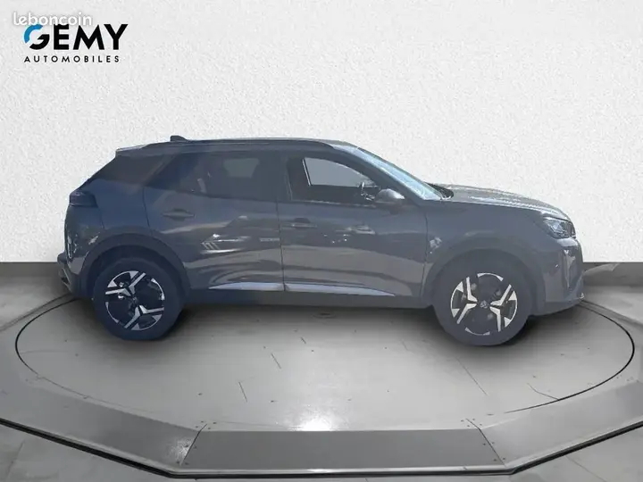 Peugeot 2008 2025 photo 4