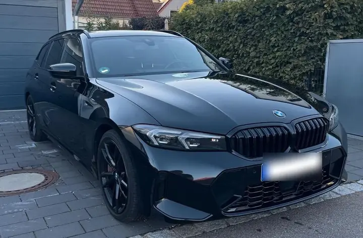BMW 320I