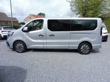 Renault Grand Passenger Intens 2023 photo 2