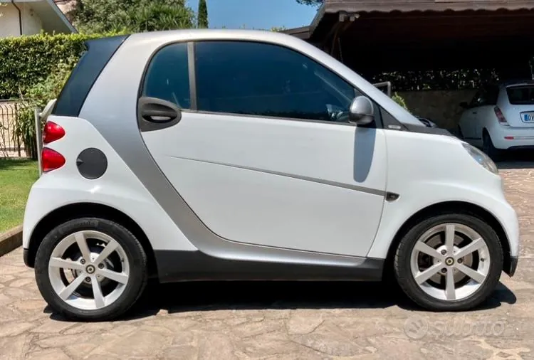 Smart Fortwo 2009 photo 3