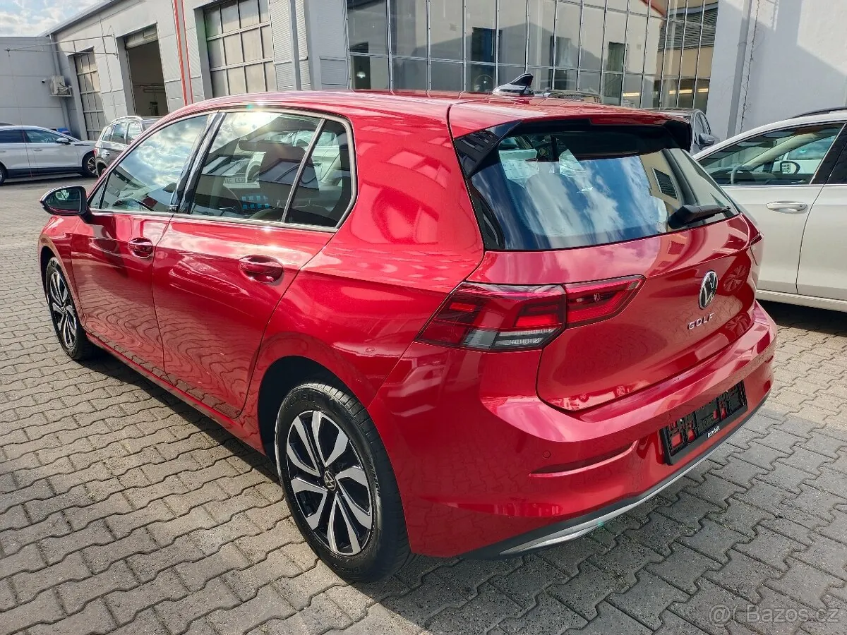 Volkswagen Golf 2022 photo 3