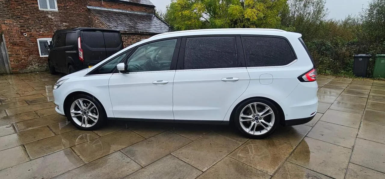Ford Galaxy 2017 photo 5