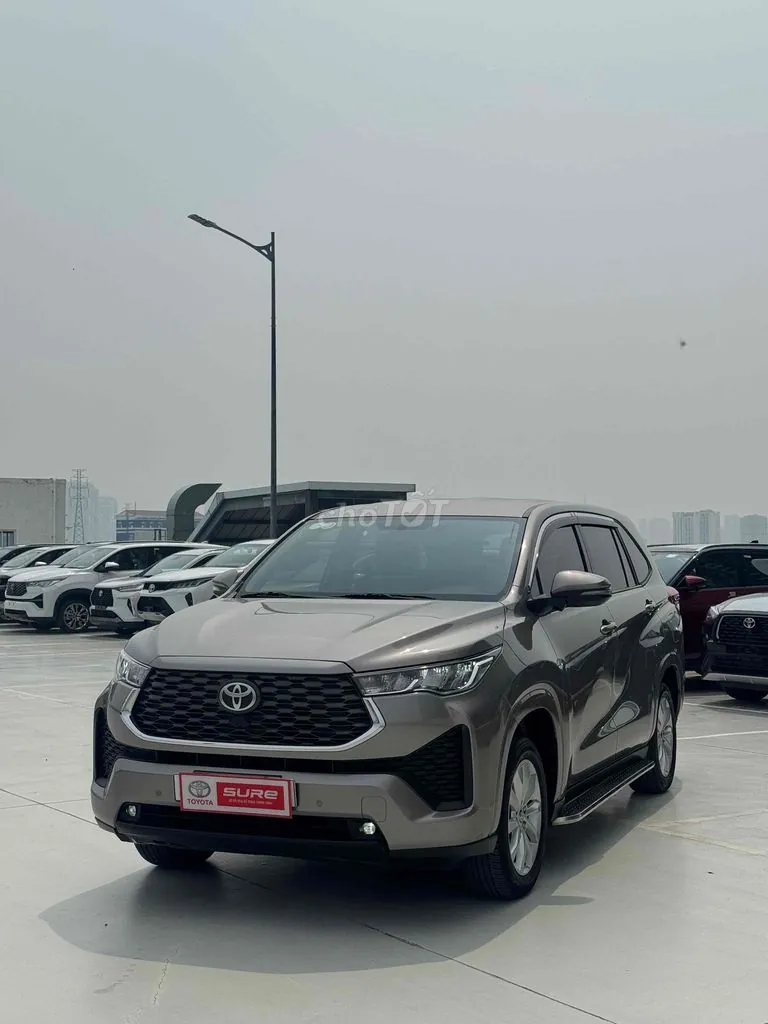 Toyota Innova Cross 2025 photo 2