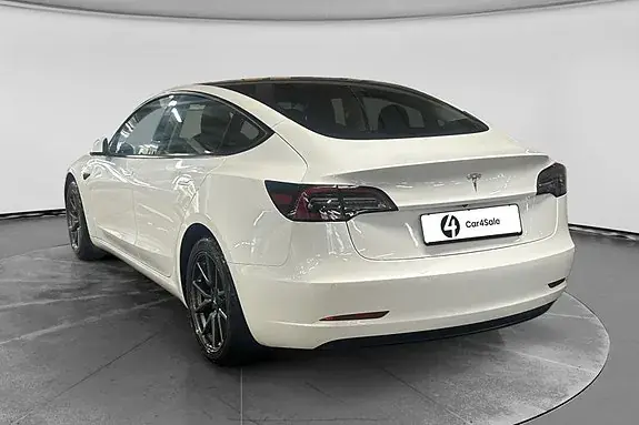 Tesla Model 3 2021 photo 3