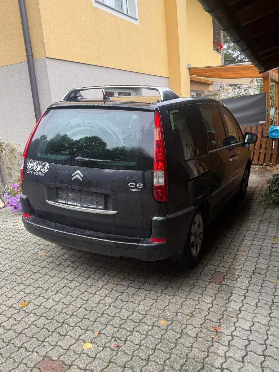 Citroen C8 2011 photo 2