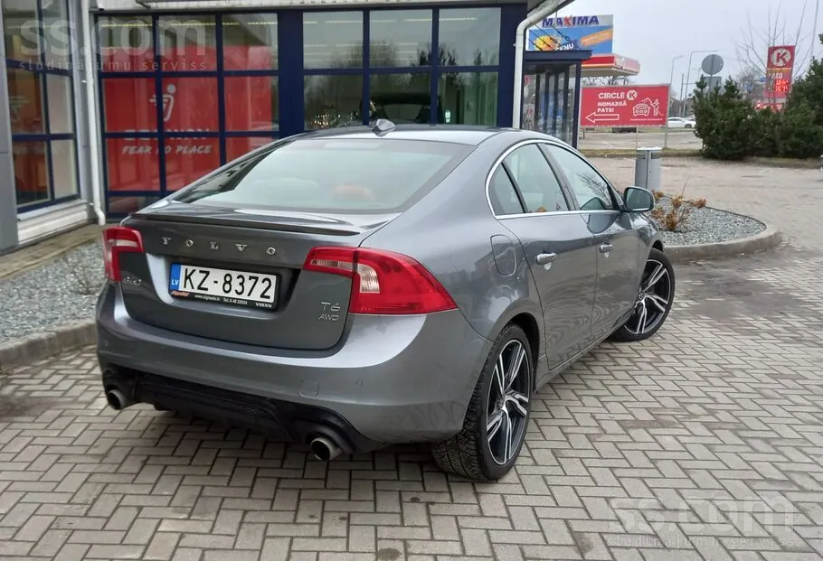 Volvo S60 2017 photo 4