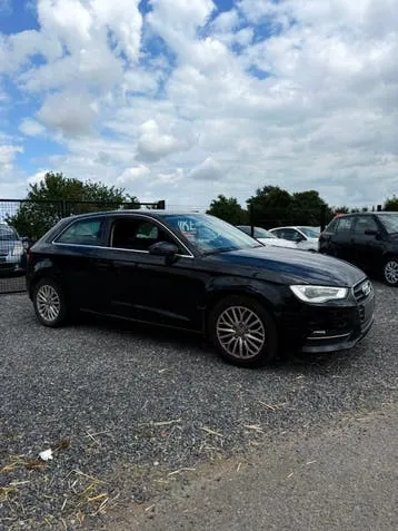 Audi A3 2013 photo 2