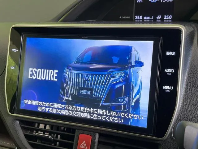 Toyota Esquia 2018 photo 5