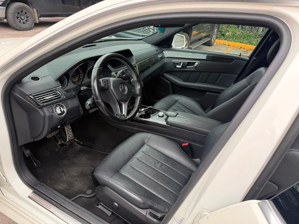 Mercedes-Benz E-Class 2012 photo 5