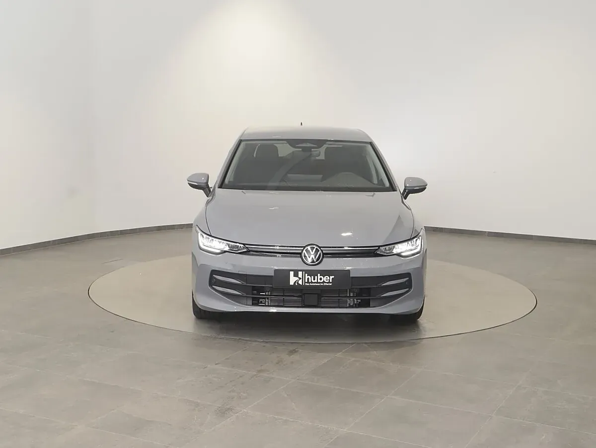 Volkswagen Golf 2026 photo 3