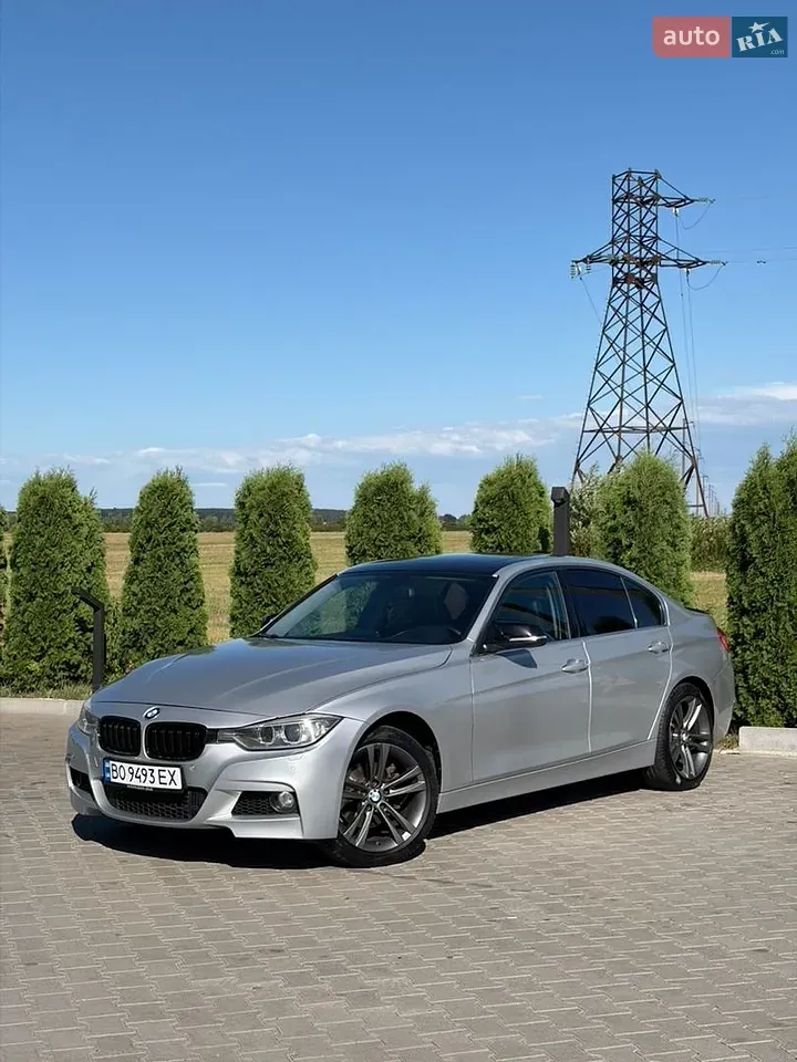 BMW 3 Series 2013 photo 2