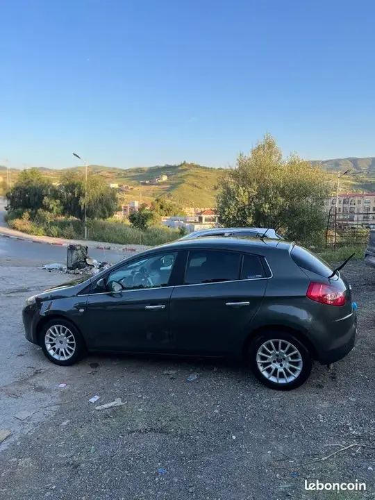 Fiat Bravo 2010 photo 2