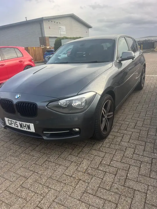 BMW 1 Series 2015 photo 2