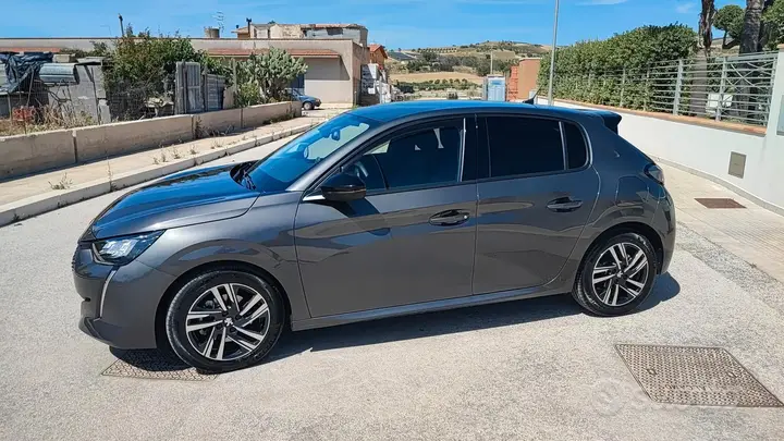 Peugeot 208 2023 photo 5