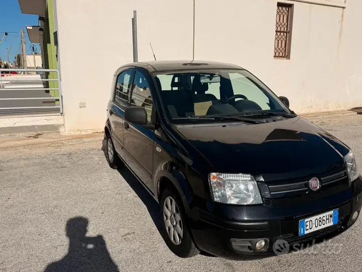 Fiat Panda 2010 photo 2