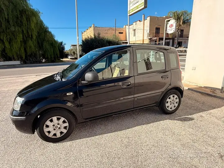 Fiat Panda 2010 photo 3