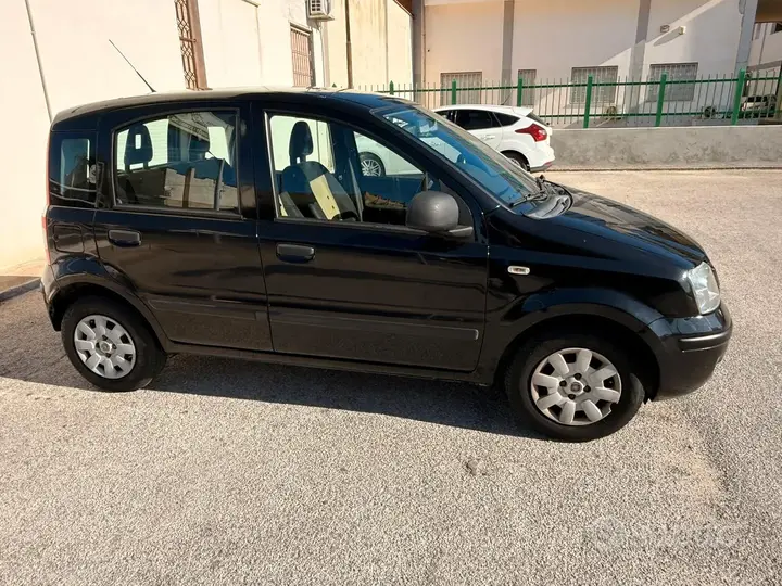 Fiat Panda 2010 photo 4