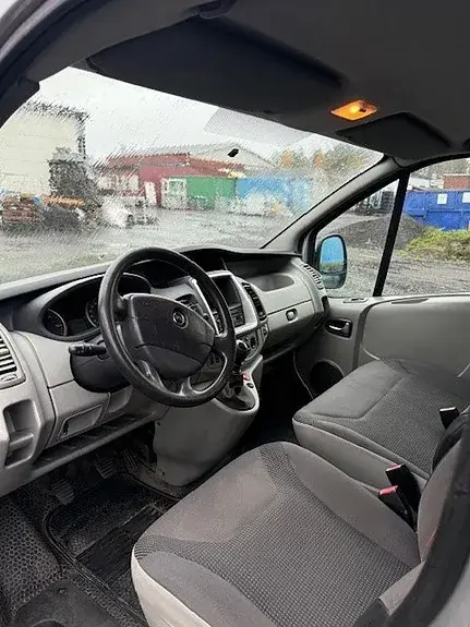 Opel Vivaro 2010 photo 5