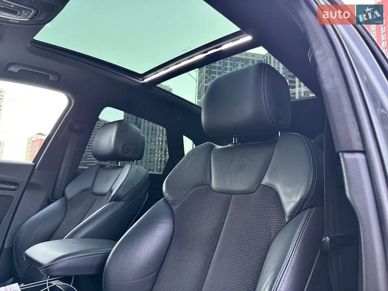 Audi Sq5 2018 photo 2