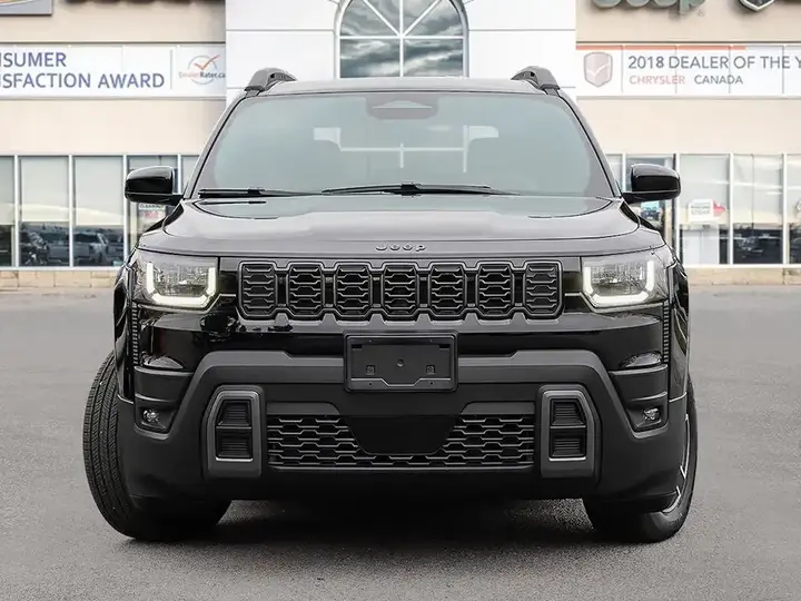 Jeep Cherokee 2026 photo 2