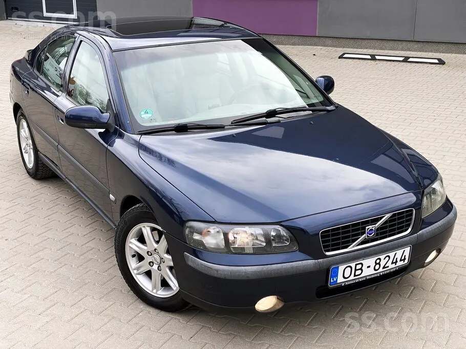 Volvo S60 2002 photo 2