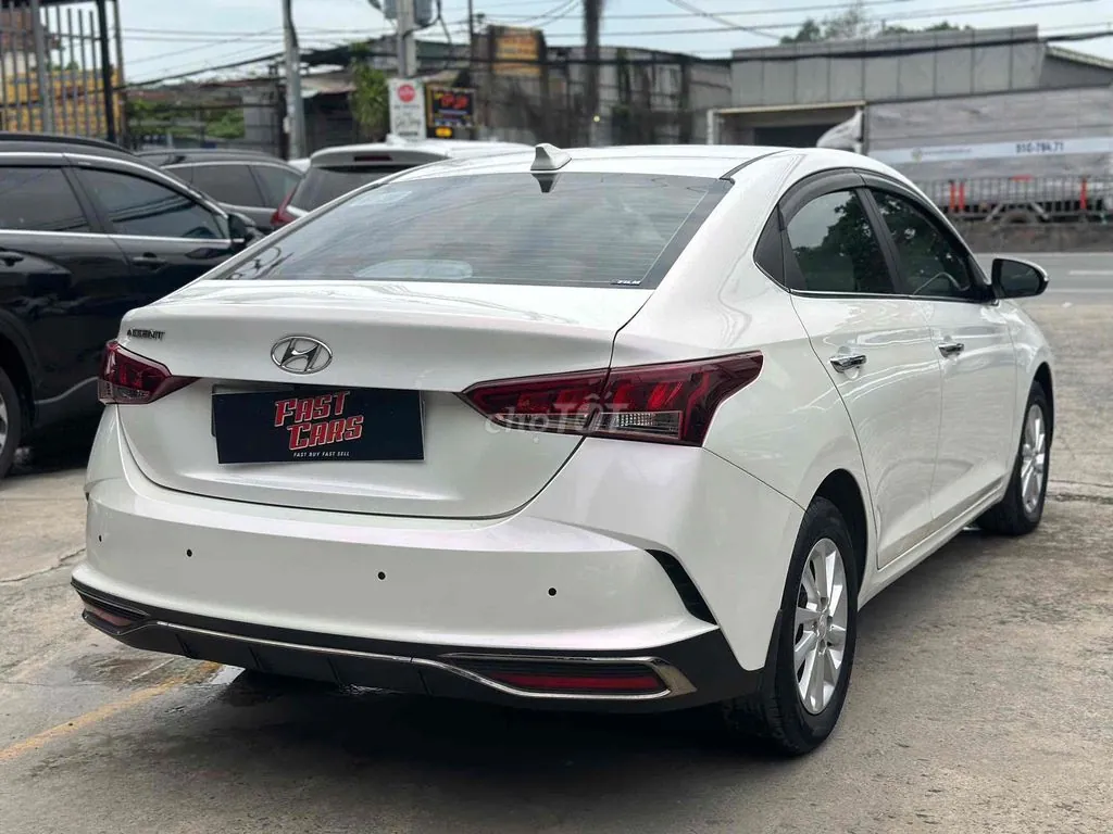Hyundai Accent 2021 photo 2