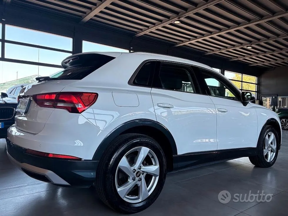 Audi Q3 35 Tfsi S Tronic Business Advanced Mhev 2022 photo 4