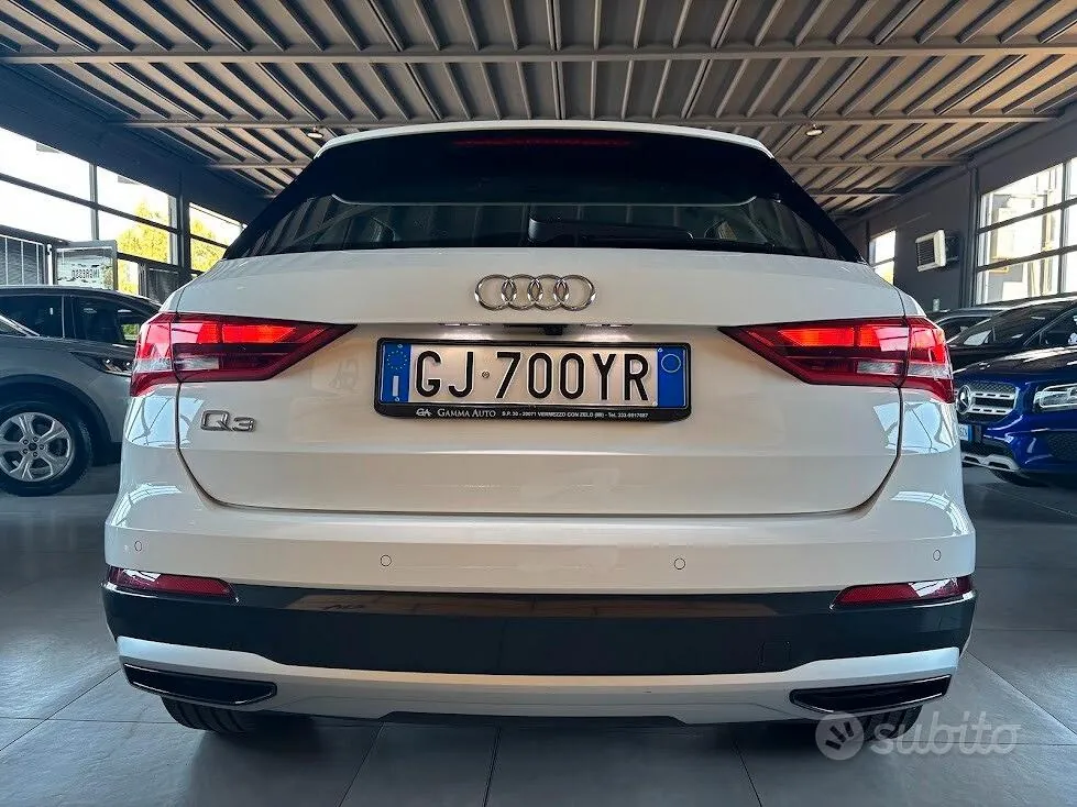 Audi Q3 35 Tfsi S Tronic Business Advanced Mhev 2022 photo 3