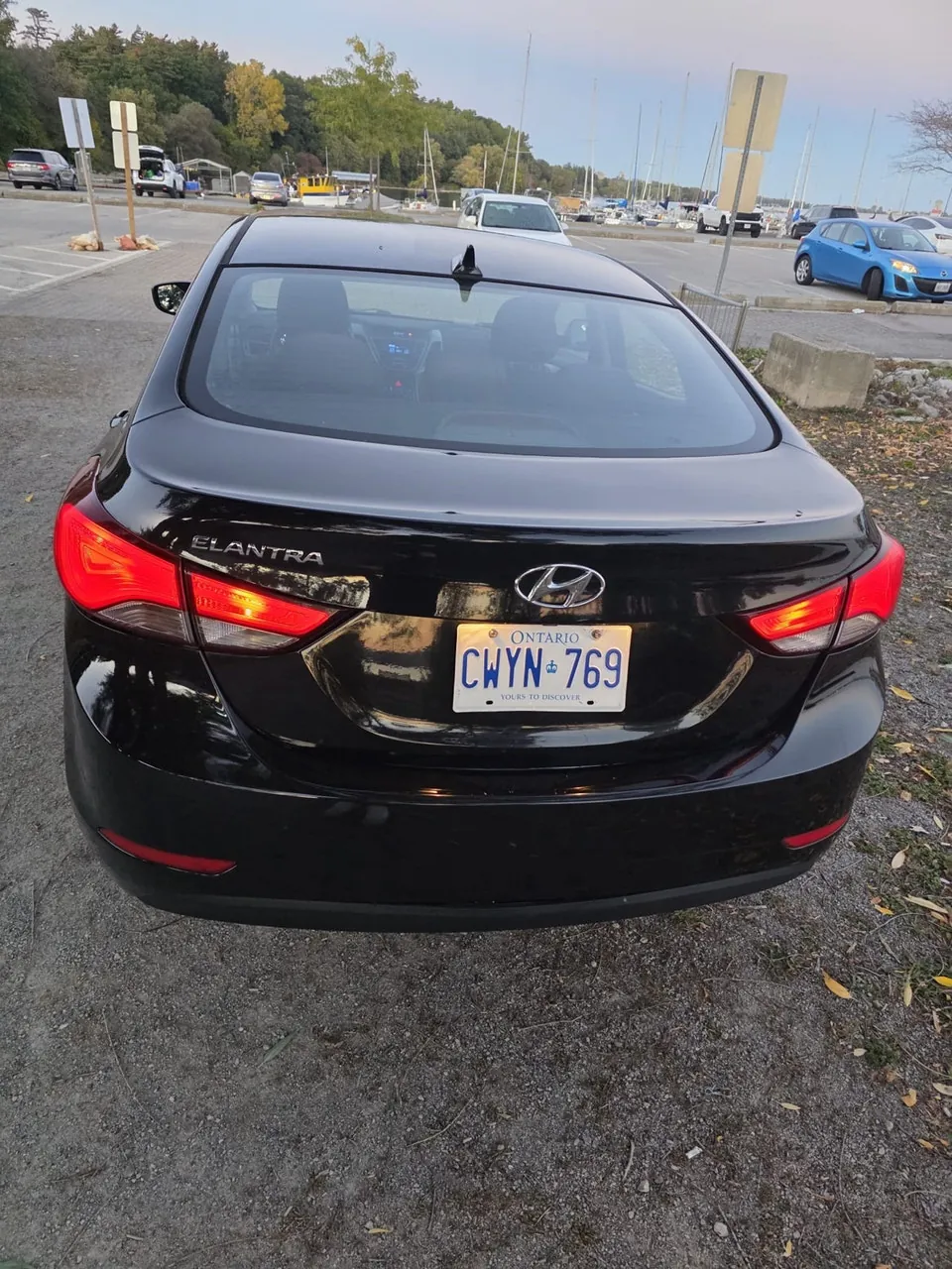 Hyundai Elantra 2015 photo 2