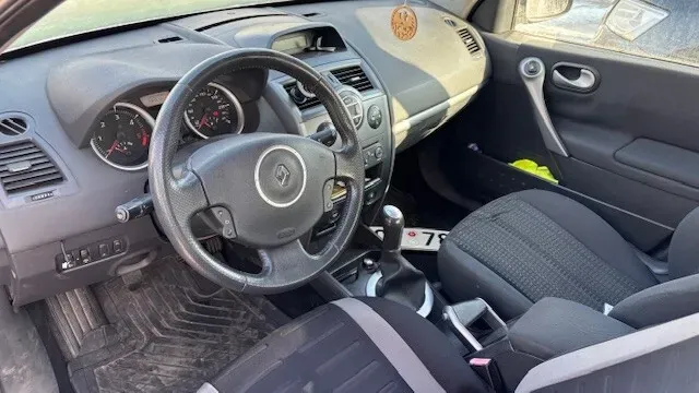 Renault Megane 2012 photo 3