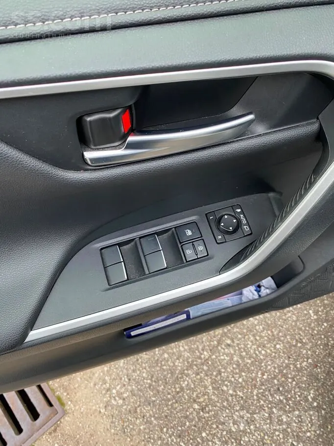 Toyota Rav4 2019 photo 4