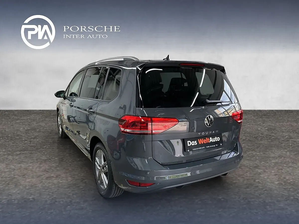 Volkswagen Touran 2026 photo 2